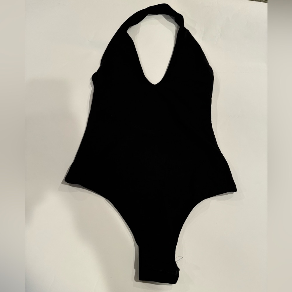 🖤 BOUTIQUE BRAND Halter Top Bodysuit